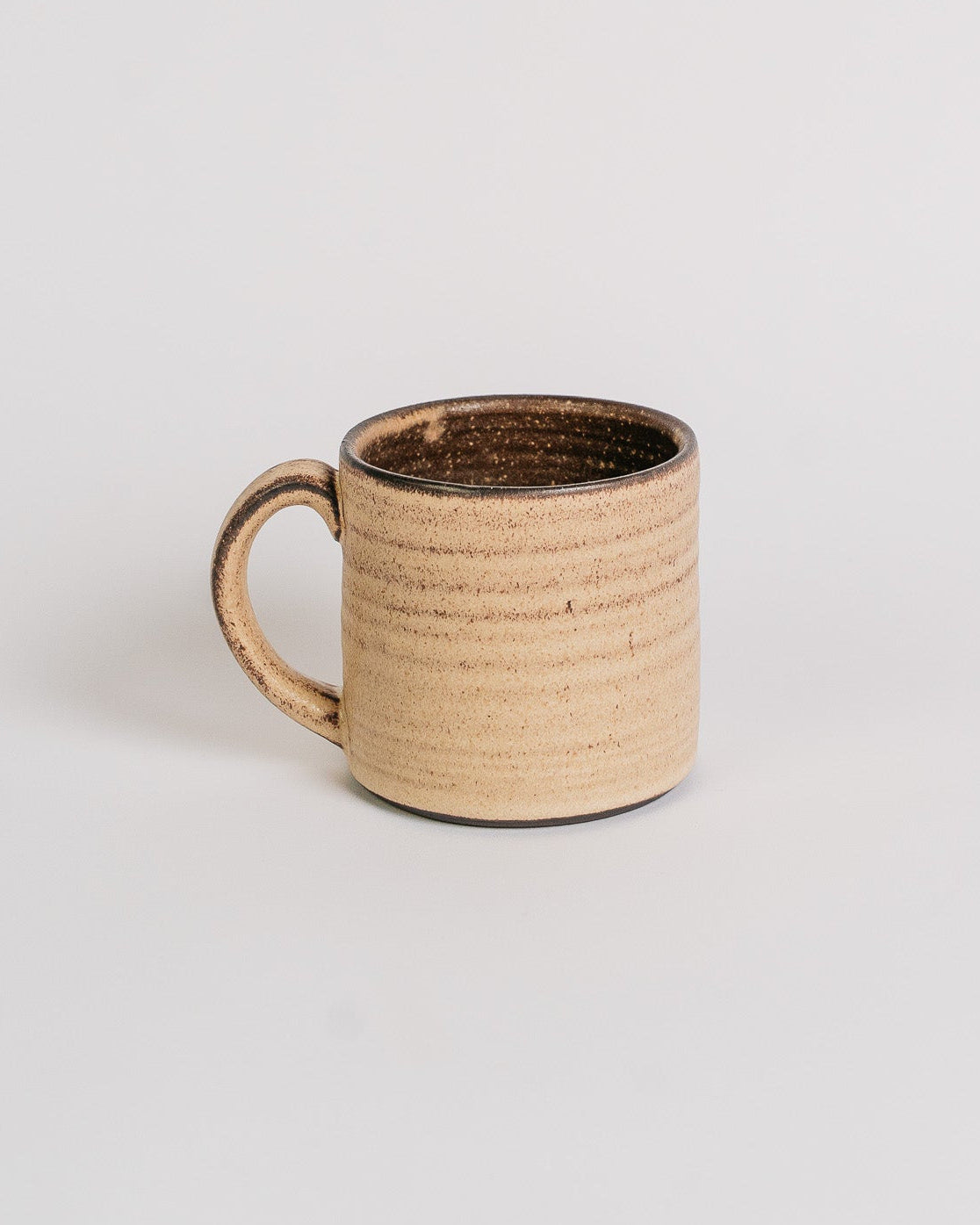 Earth Mug in Cream